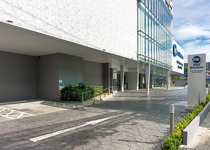 Hotel Western Nada Don Mueang Airport 4*