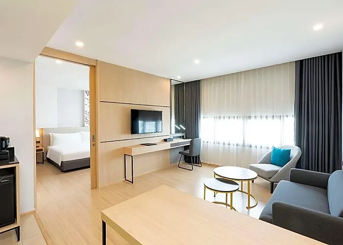 Western Nada Don Mueang Airport Hotel 4*